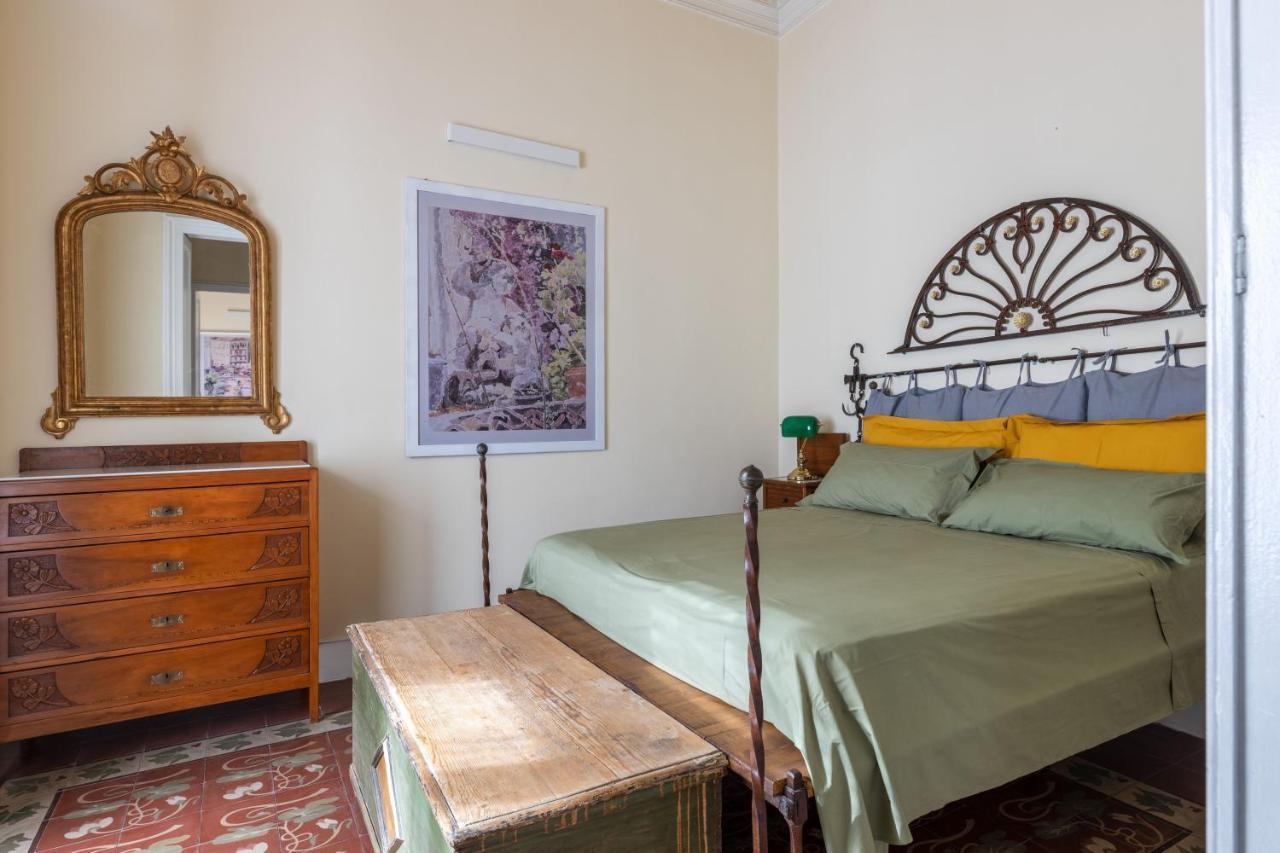 Catania City Center Historical Building Home Экстерьер фото