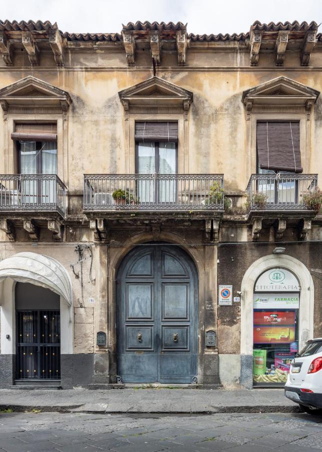 Catania City Center Historical Building Home Экстерьер фото